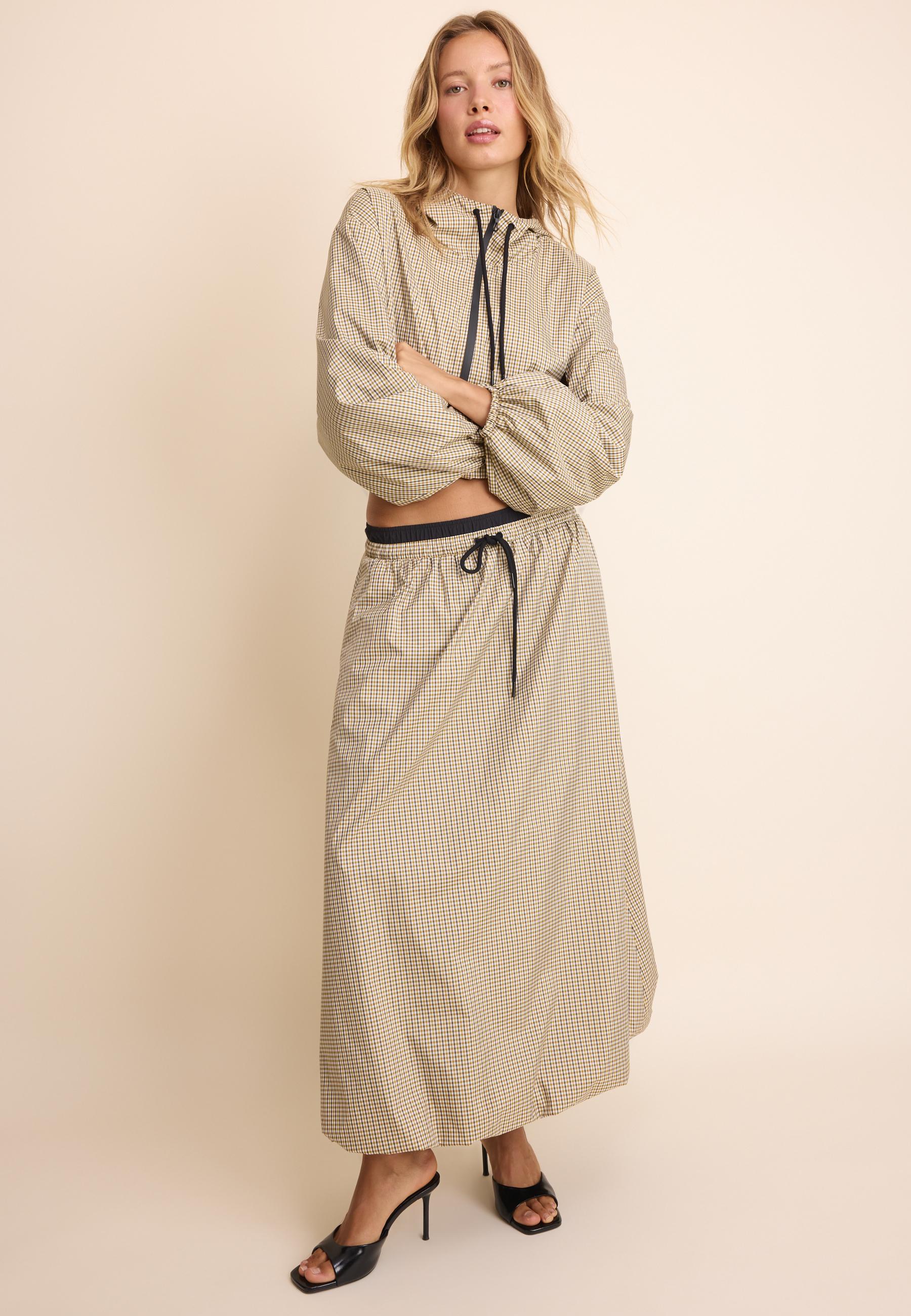 Check print balloon maxi skirt — Beige