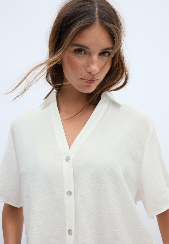 camicia fluida con bottoni