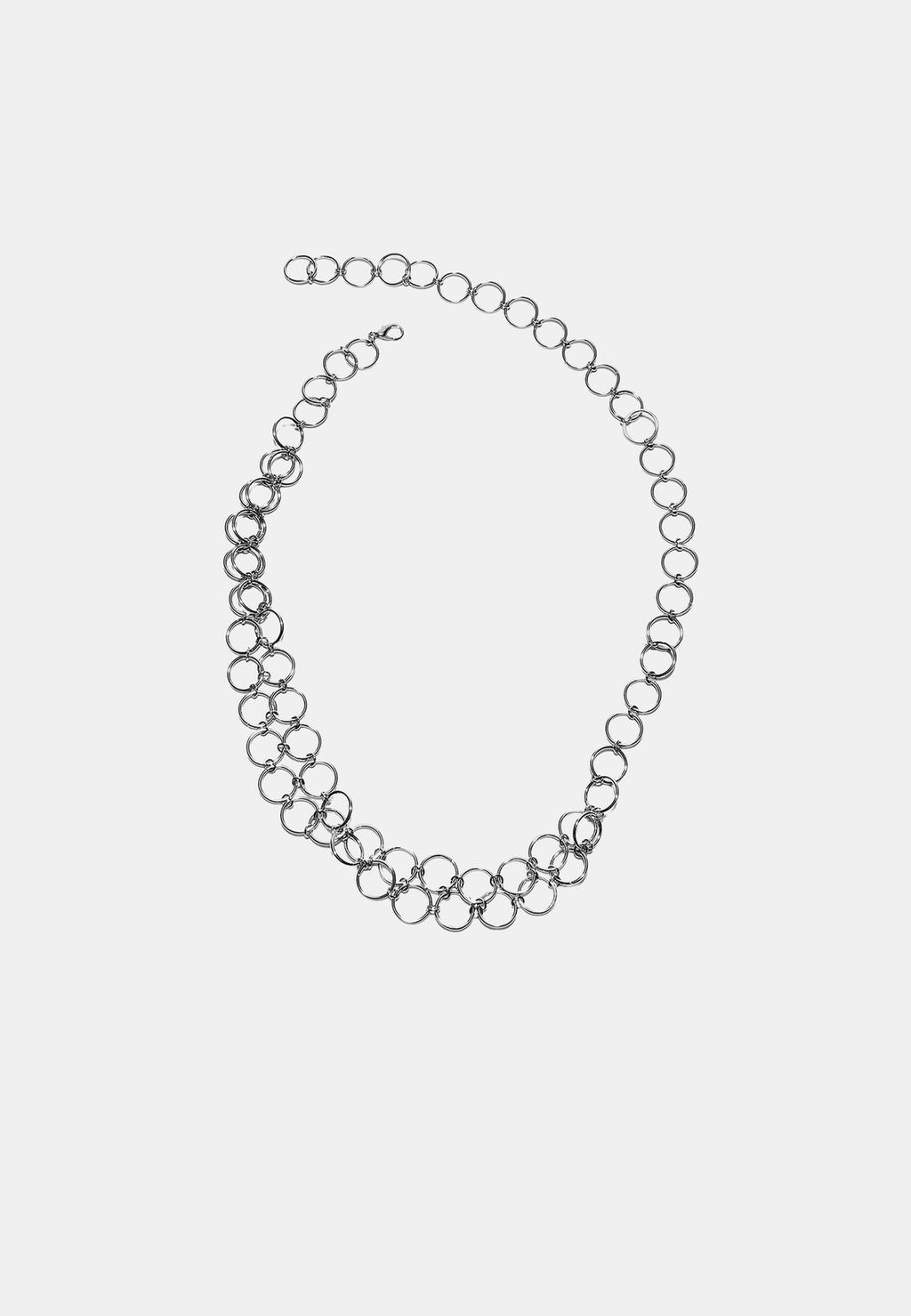 Metal belt with hoops