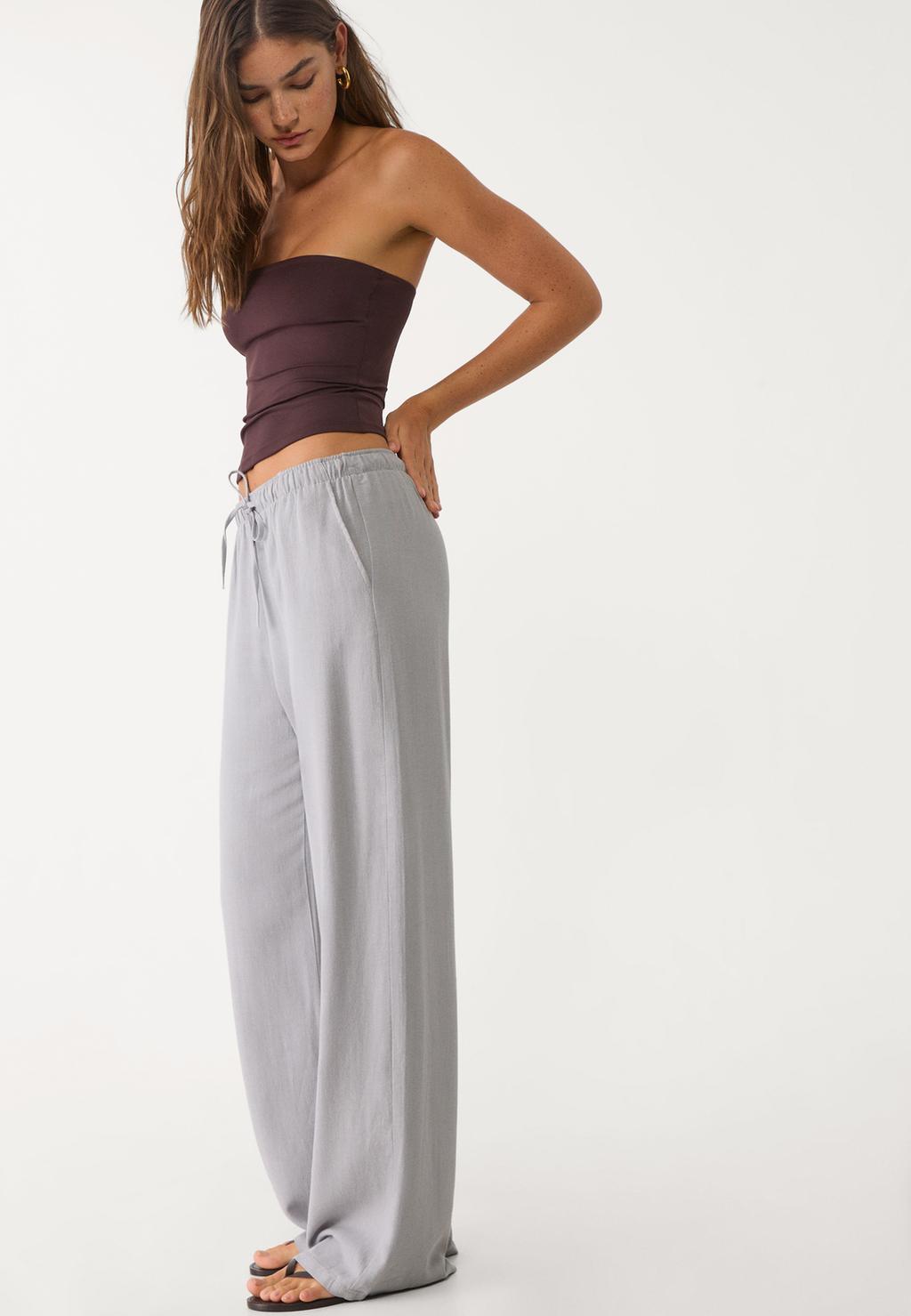 Pantalón fluido largo textura