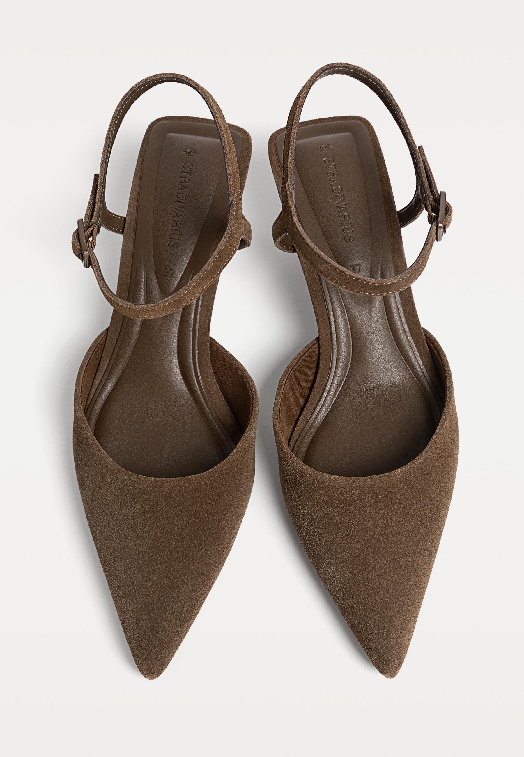 Kitten heel leather shoes — BROWN