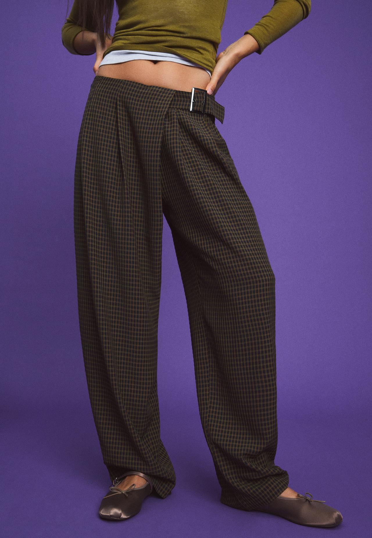 Check buckle flowing trousers — Khaki
