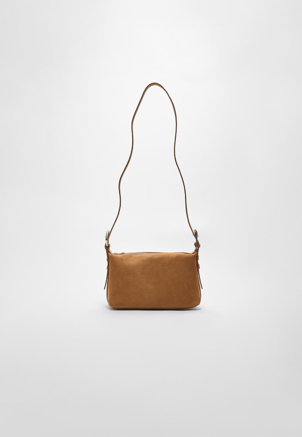 Trendy crossbody bag with buckle