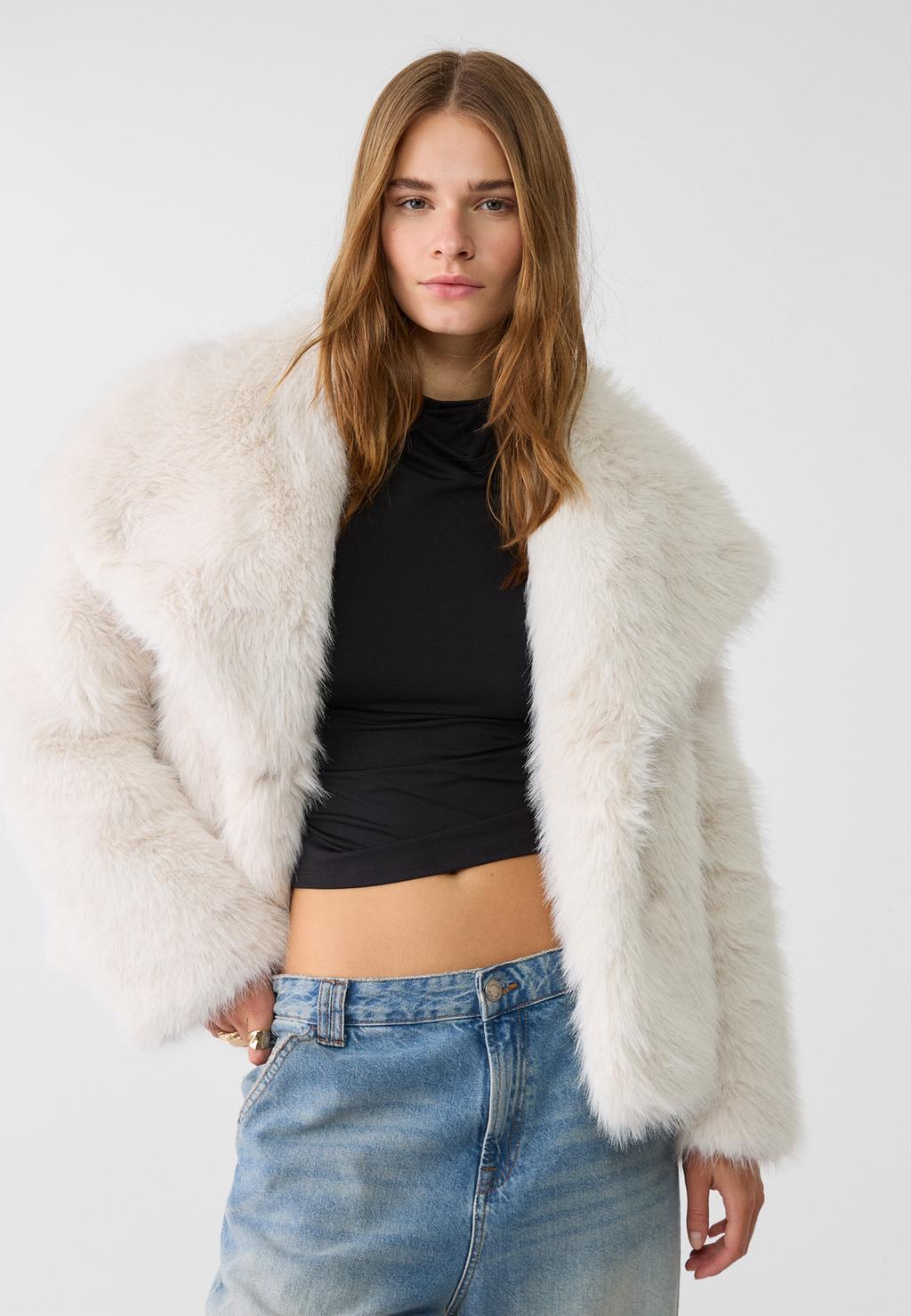 Cropped faux fur jacket