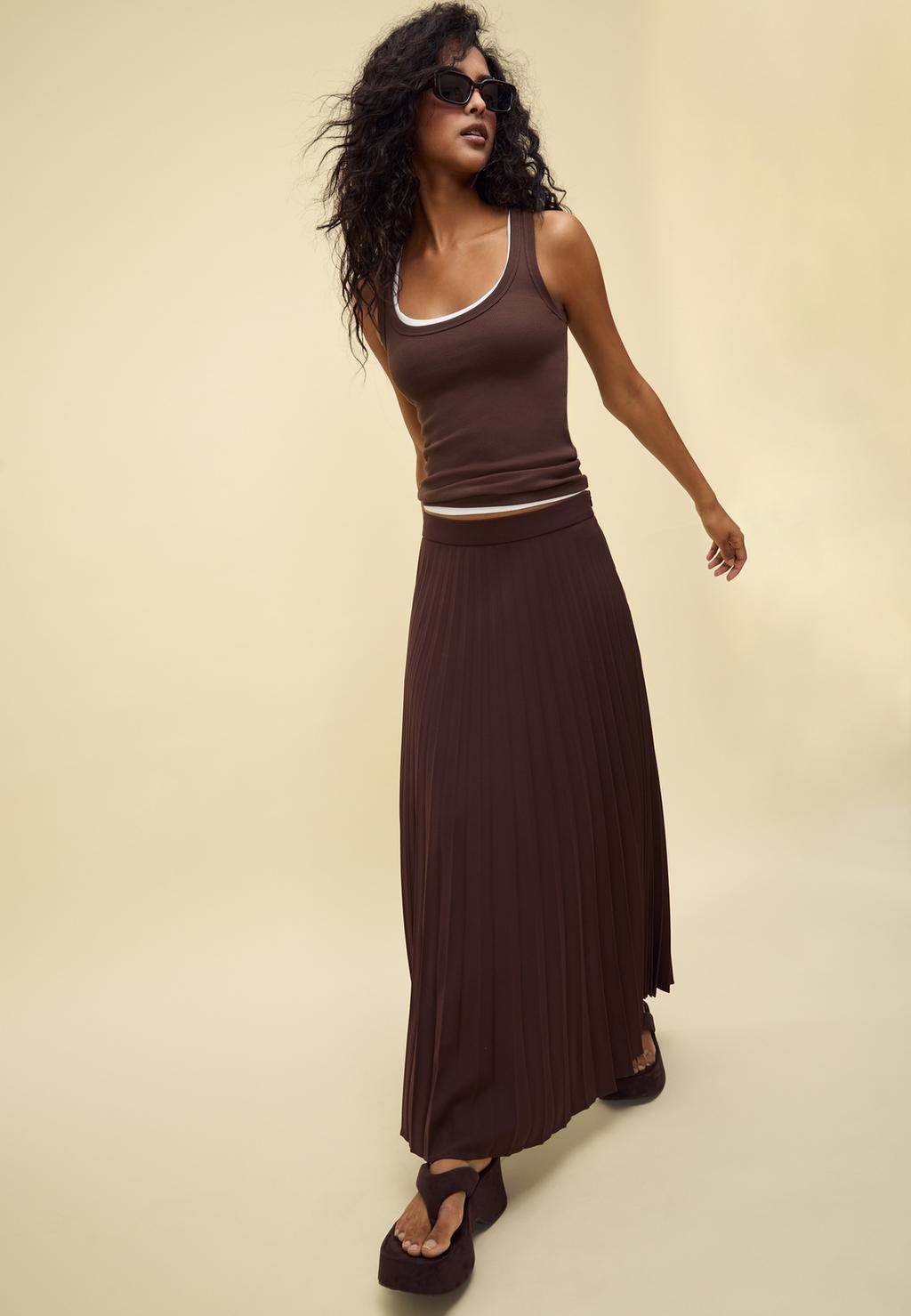 Pleated midi skirt