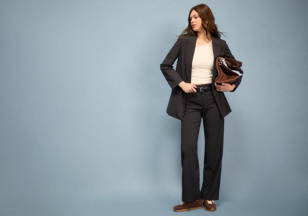 Dökümlü ve çizgili önü açık blazer