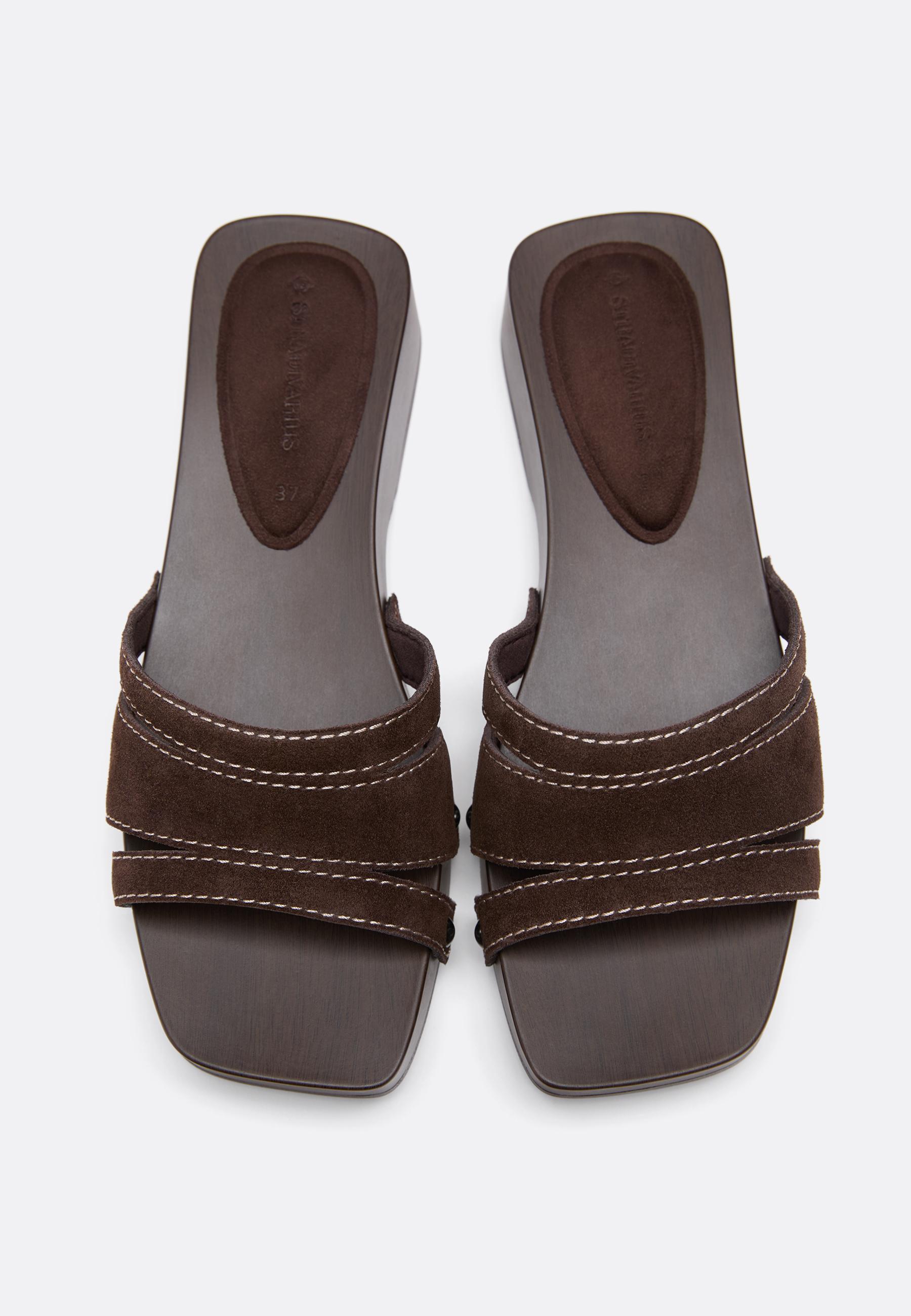 Flat leather mules — BROWN