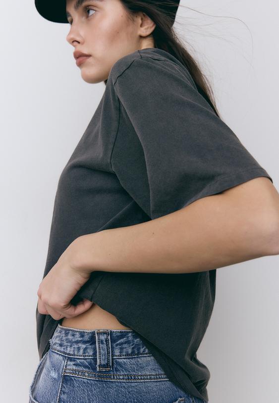 Stradivarius Κοντομάνικη Μπλούζα Με Στάμπα Ανθρακί S