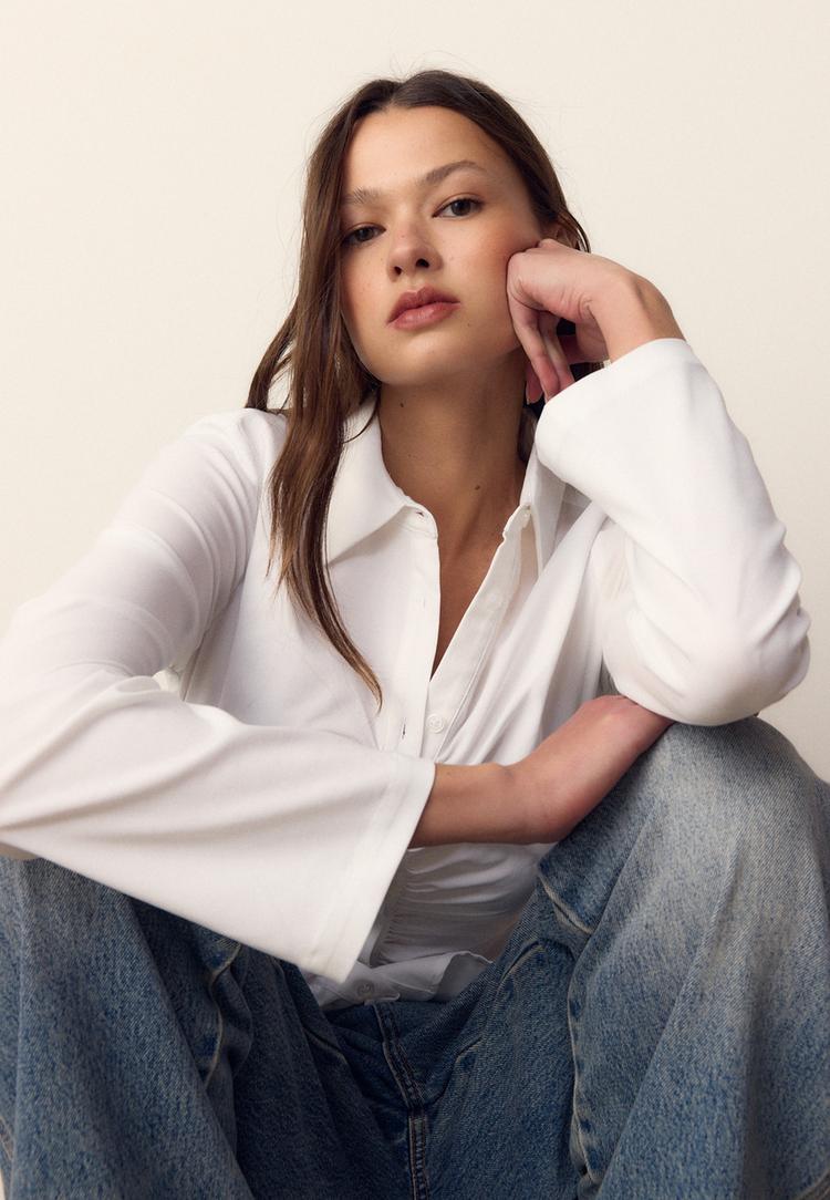 camisa fruncida lisa