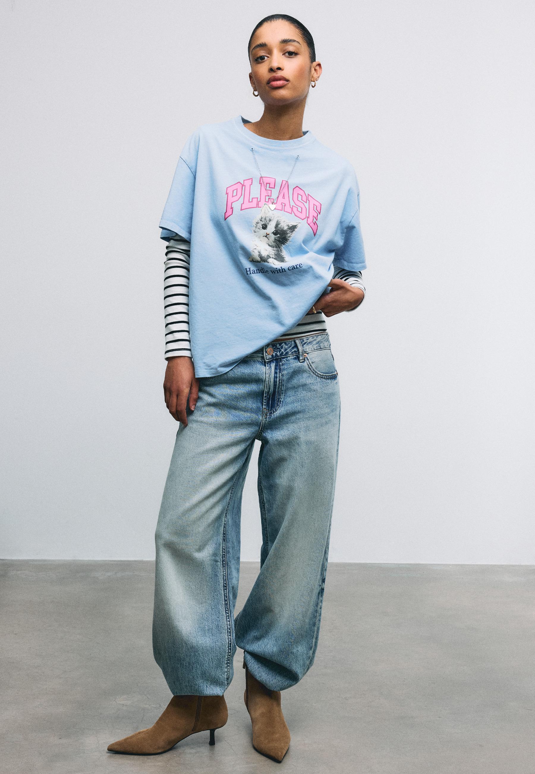 Graphic and Printed T-shirts | Stradivarius Romania