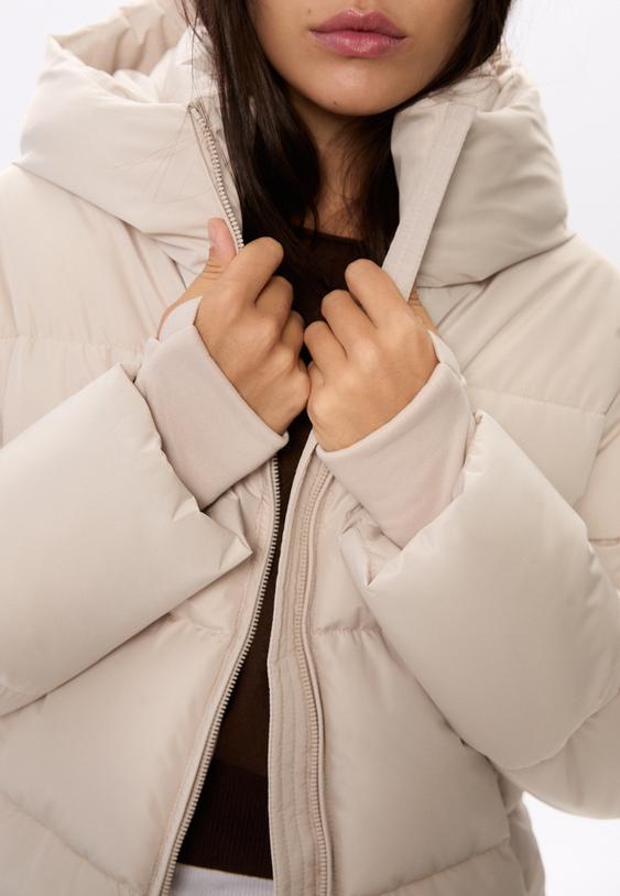 cazadora acolchada capucha