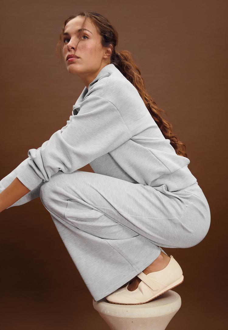 soft touch sweater met zijrits