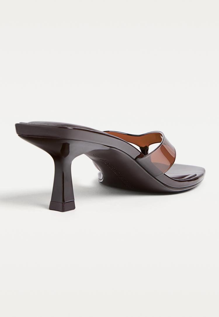 sandali con tacco in vinile