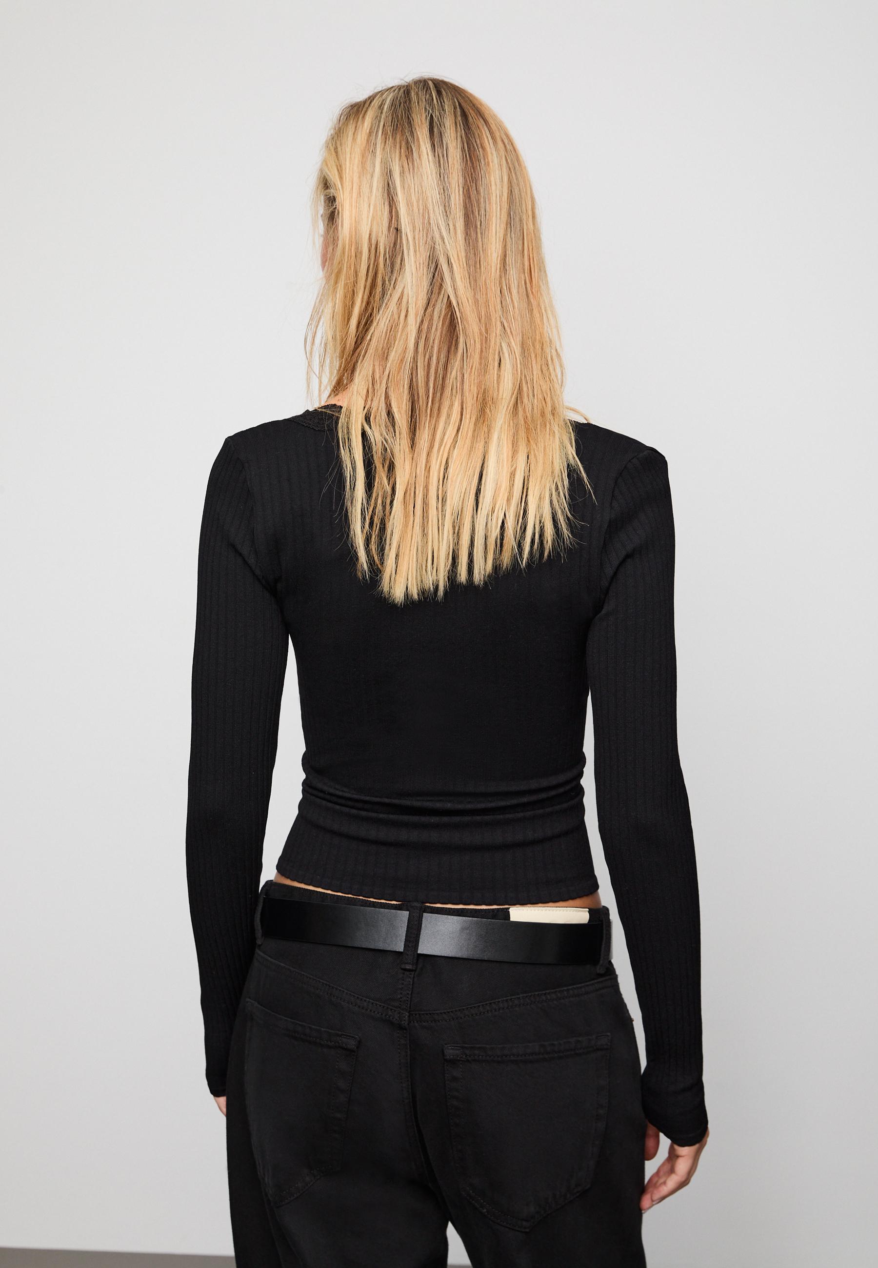 Seamless lace top — Black