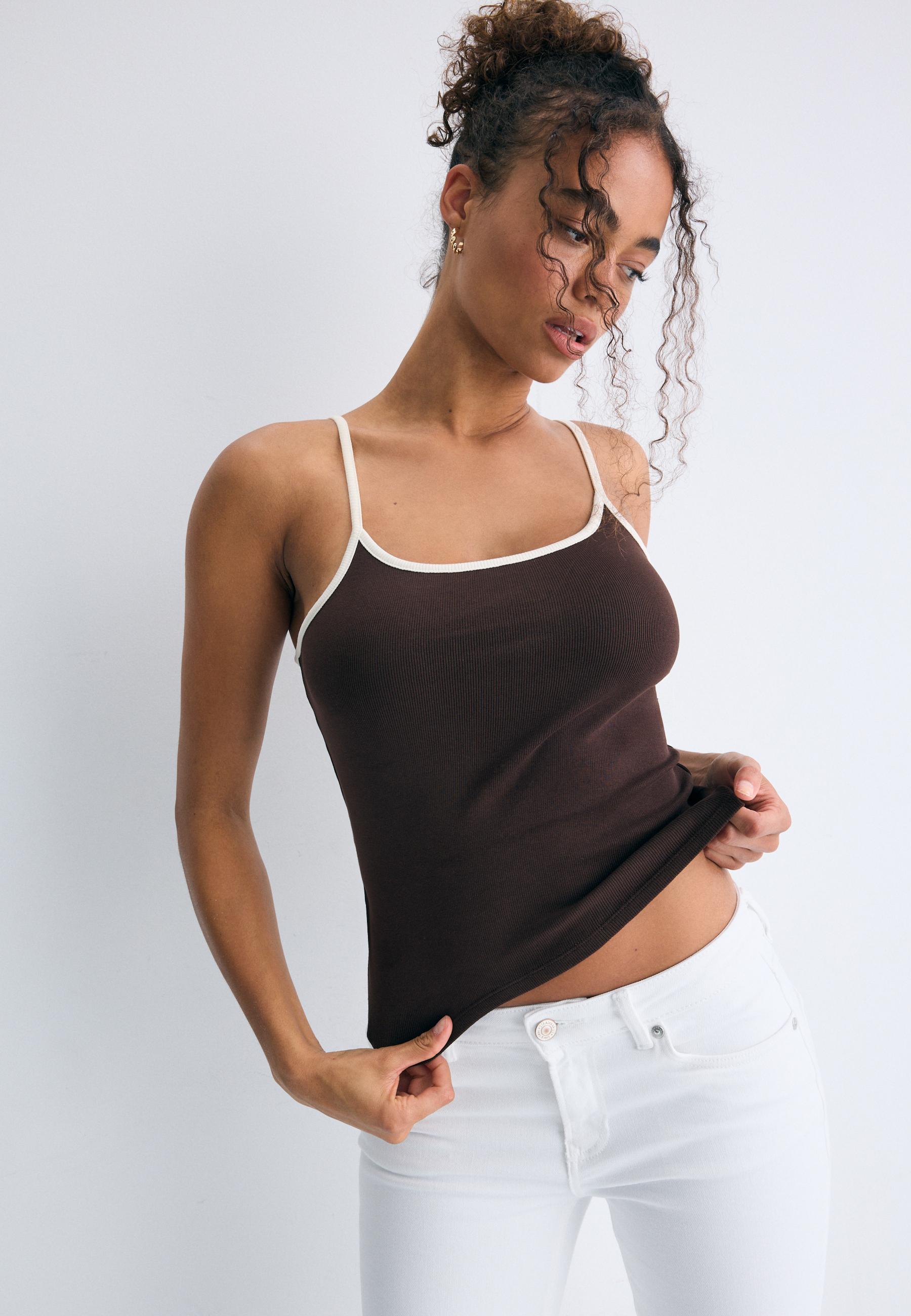 B07 Ribbed strap top — Brown