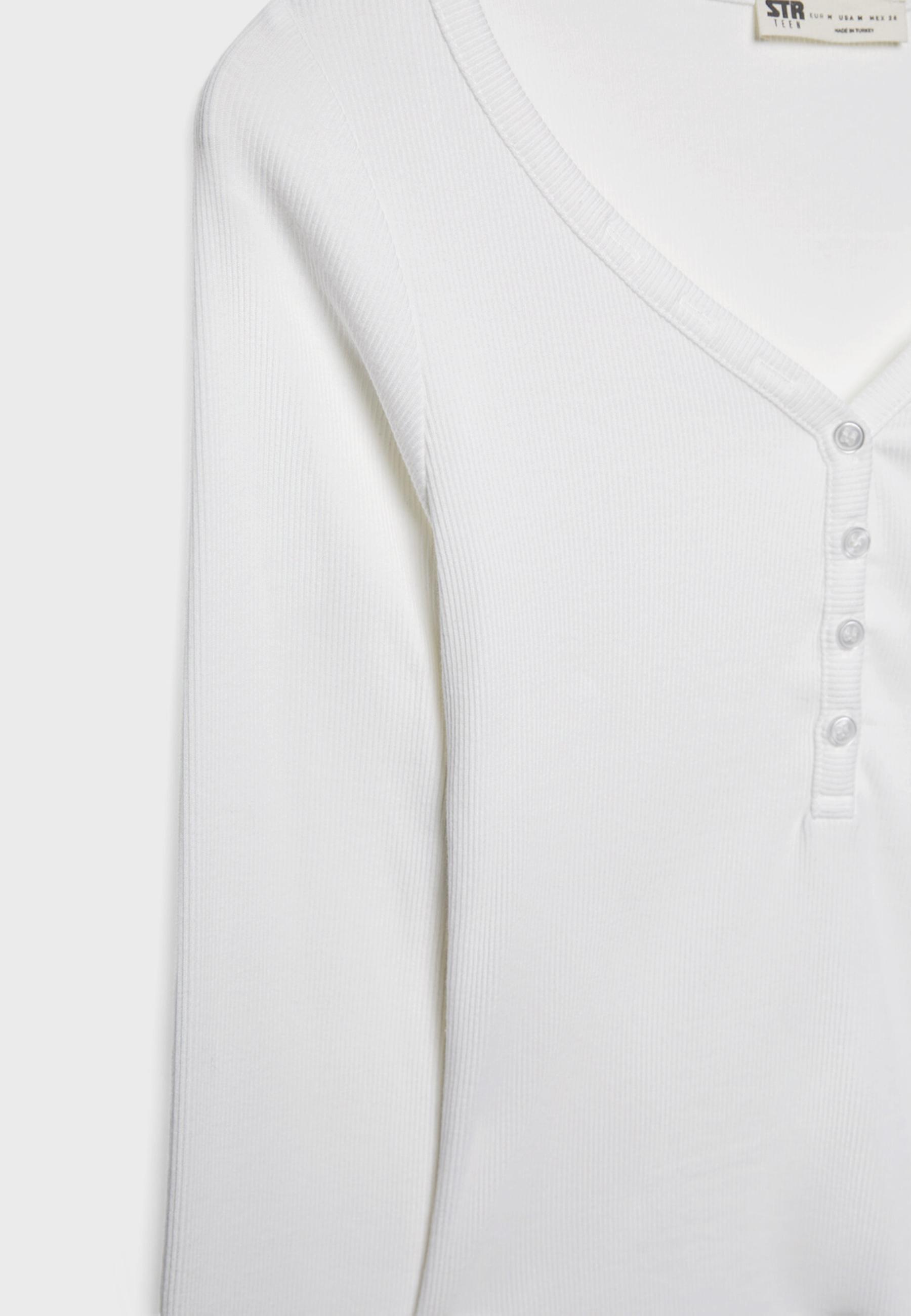 Blouse with buttons — White