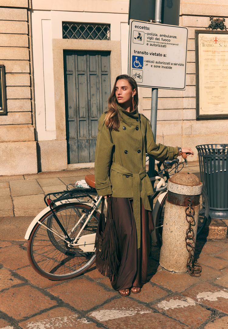 Stradivarius Κοντό Trench Με Ψηλό Γιακά Χακί M