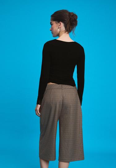 Tailored checked crossover-waist Bermuda shorts — Beige 5