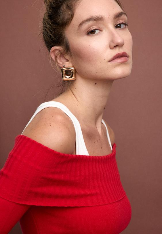 schulterfreier-strickpullover