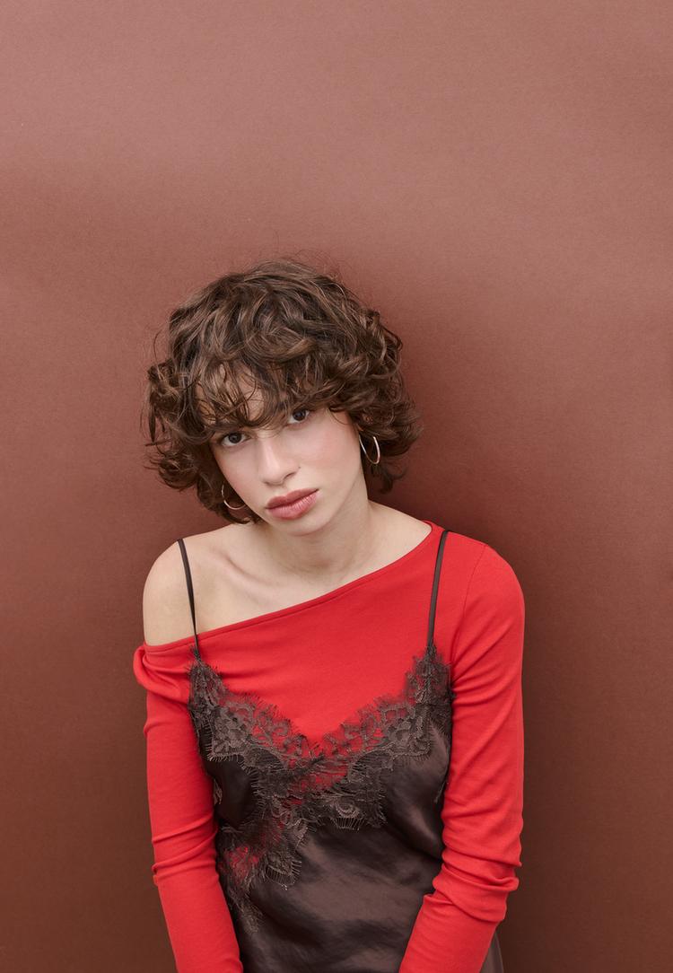 asimetrik dantel bustiyer