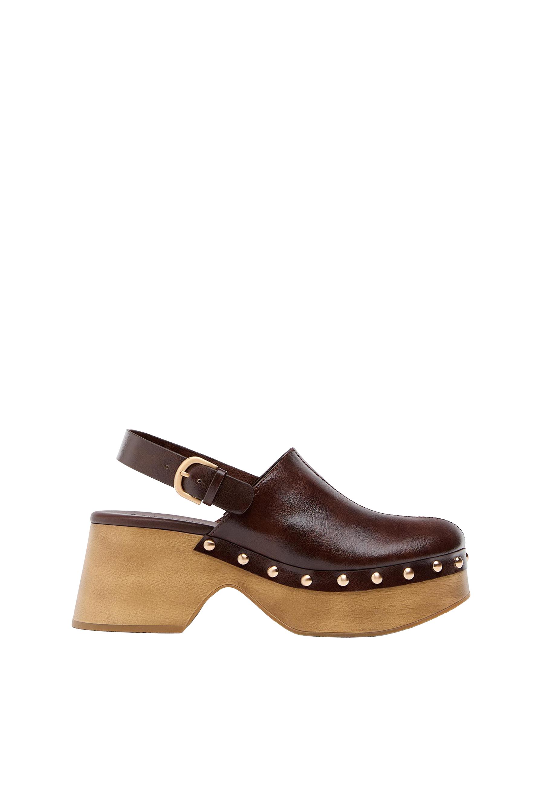 Platform studded clogs — BROWN
