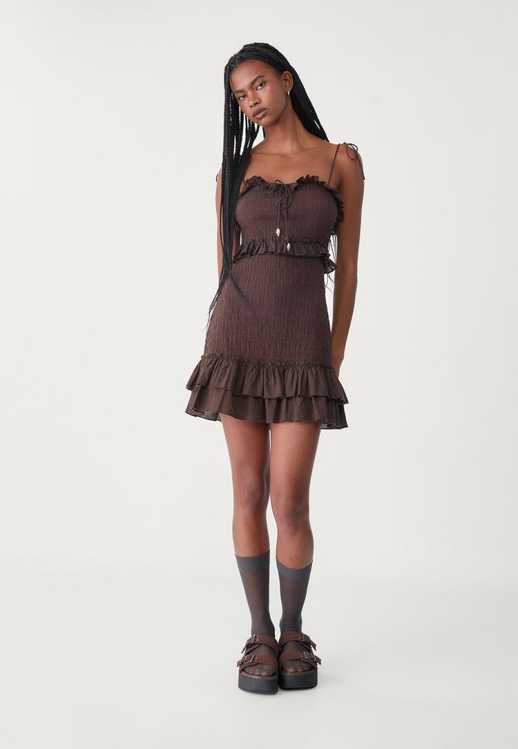 robe a bretelles courte a volants