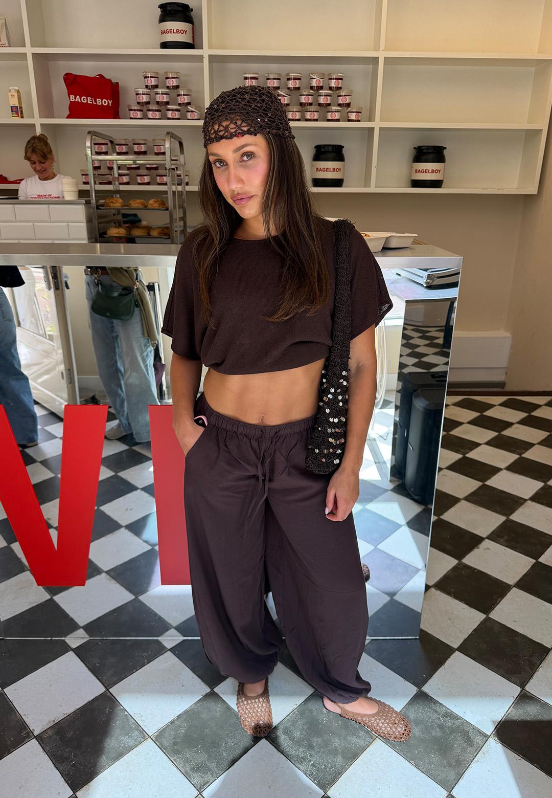 Stradivarius Dökümlü şalvar pantolon görsel 6