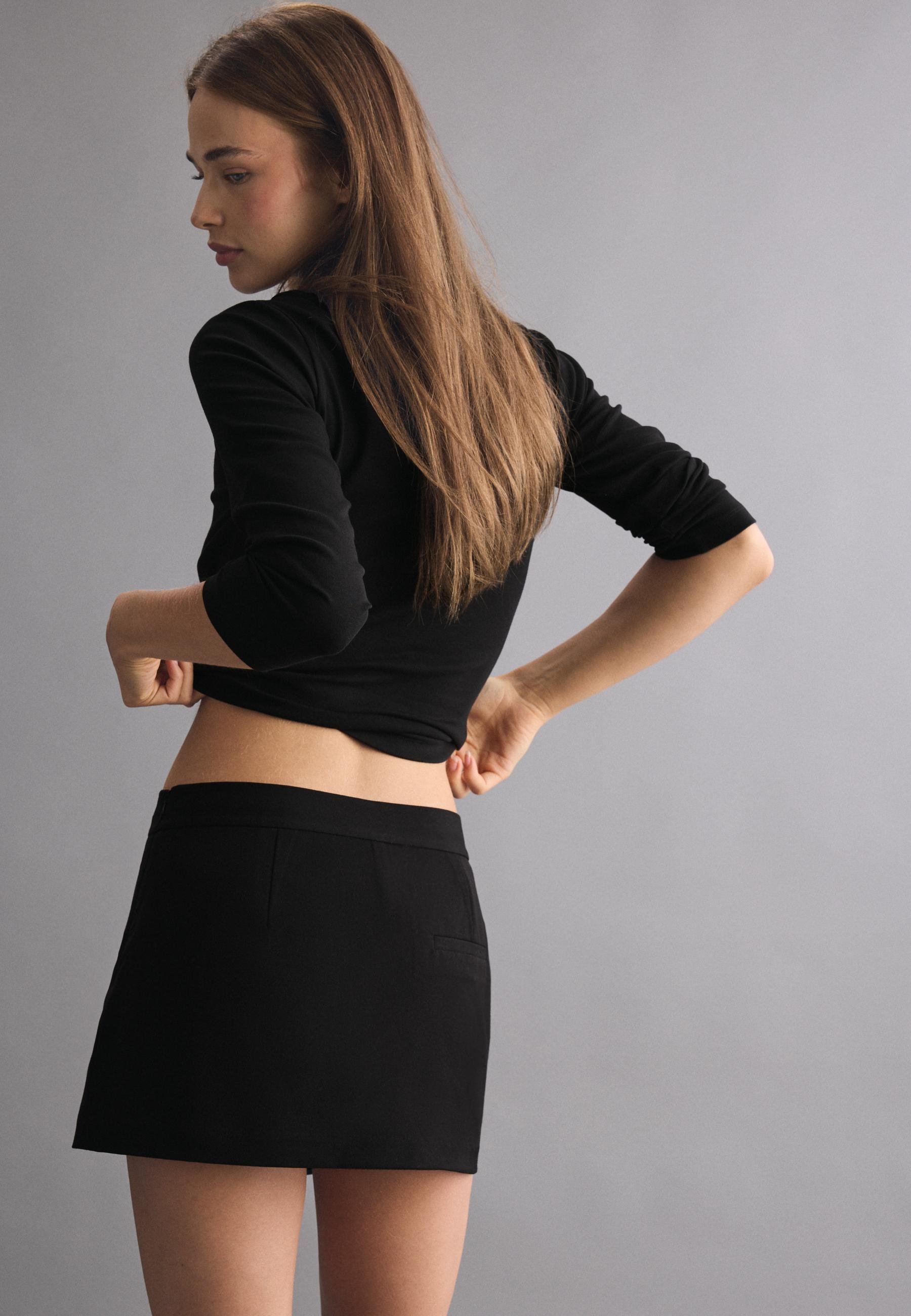 Crossover mini skort — Black