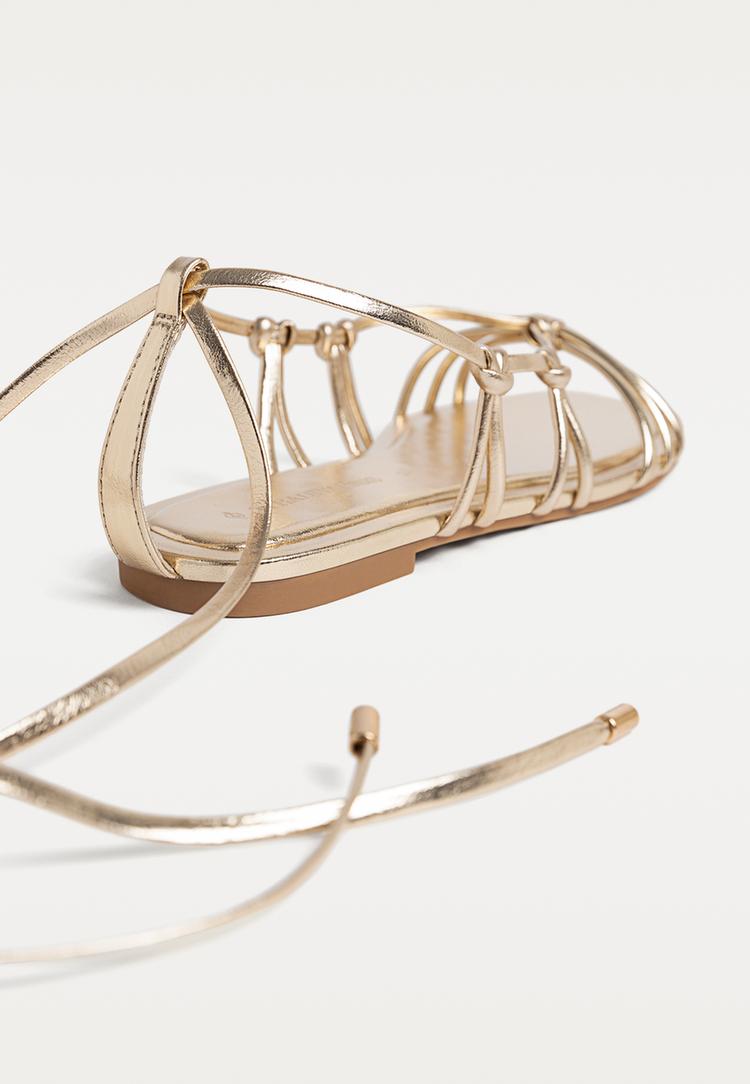 sandalias planas tiras