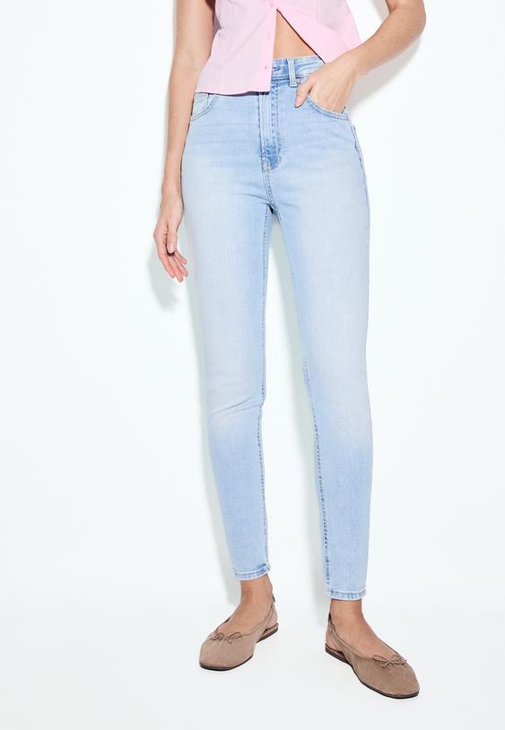 Stradivarius D09 Super High-Waist Skinny Jeans Light Bleach 16