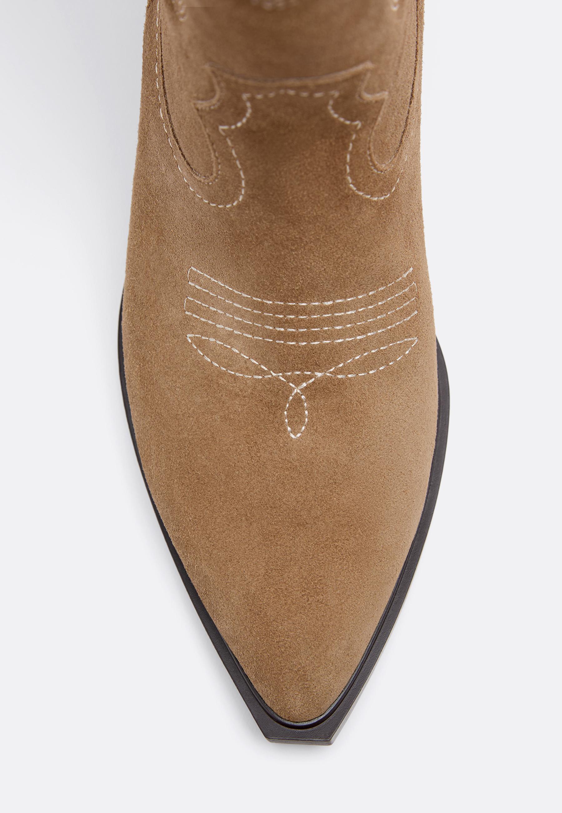Heeled cowboy leather boots — BEIGE