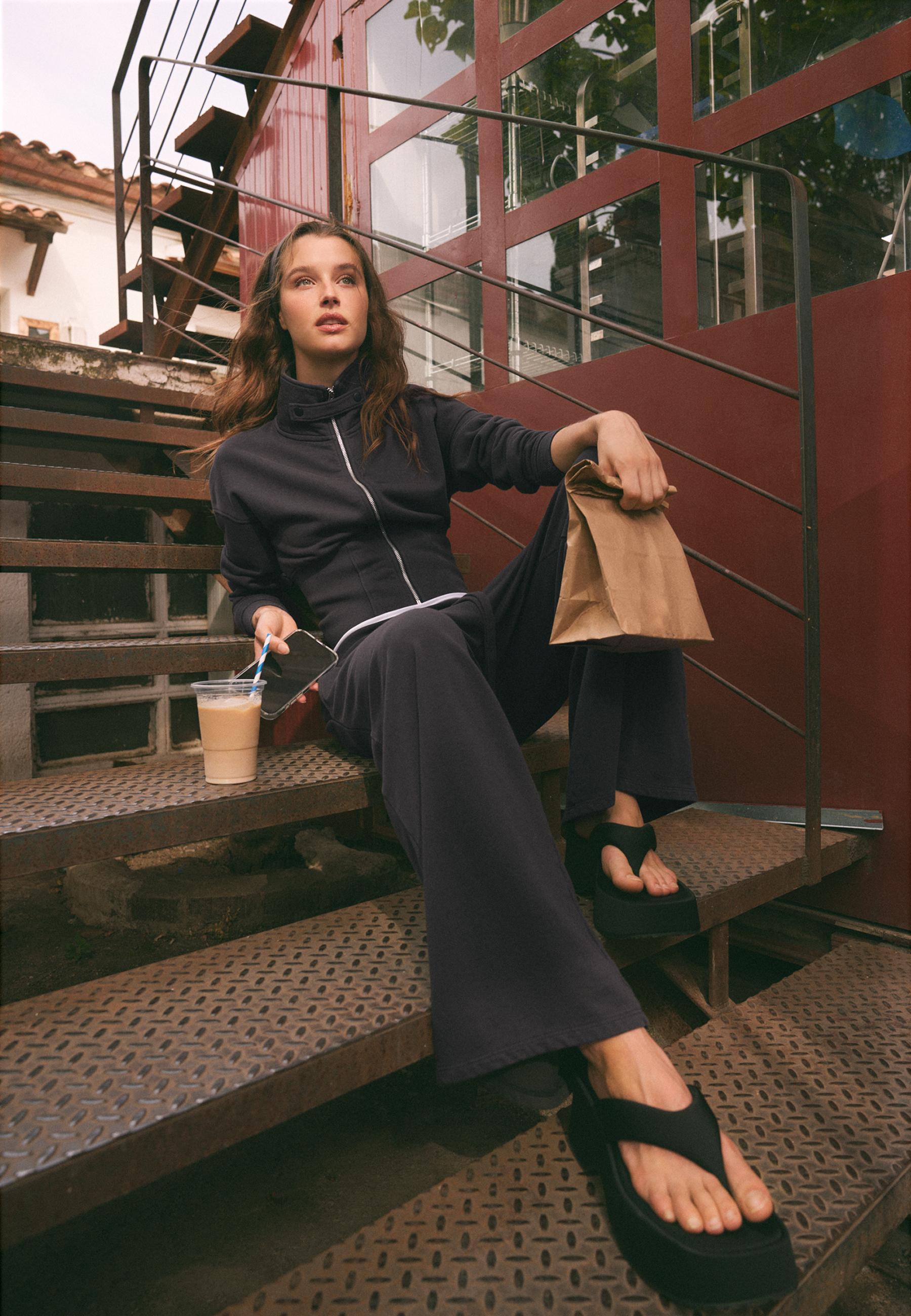 NY garment-washed jogger trousers — Dark grey
