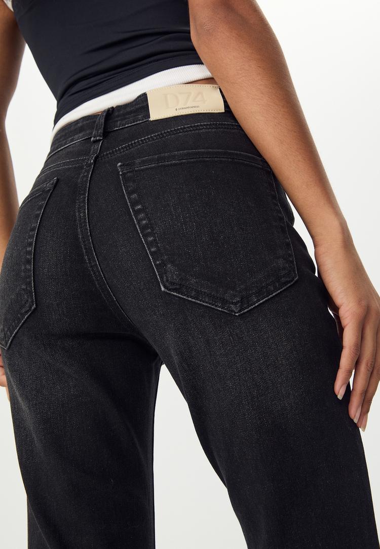 slit fit flared jeans