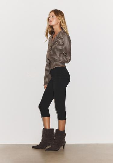 Striped V-neck shirt — Brown 6