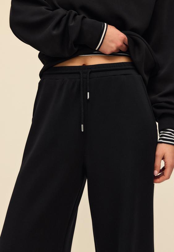 pantalon jogger palazzo tacto suave