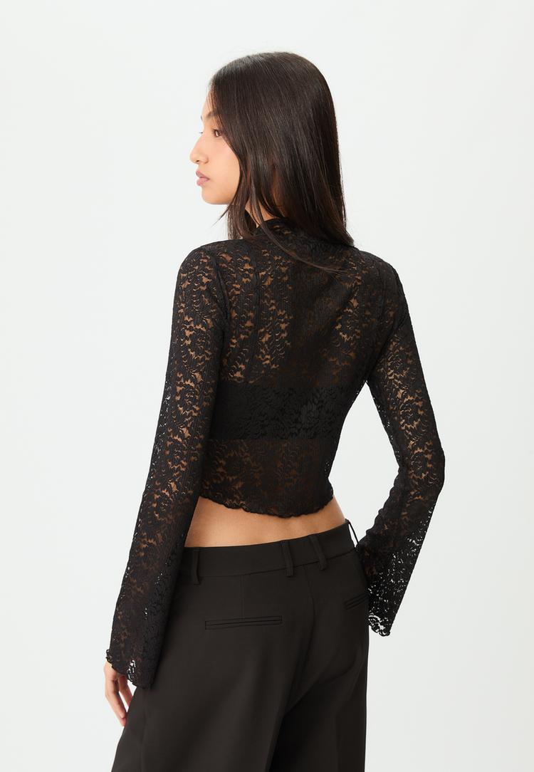 cropped lace top