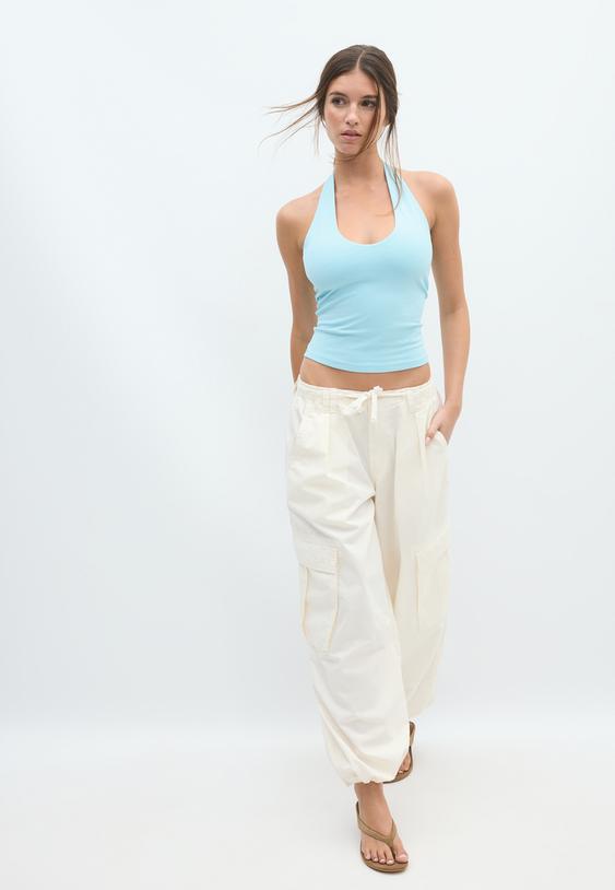 top basique encolure americaine