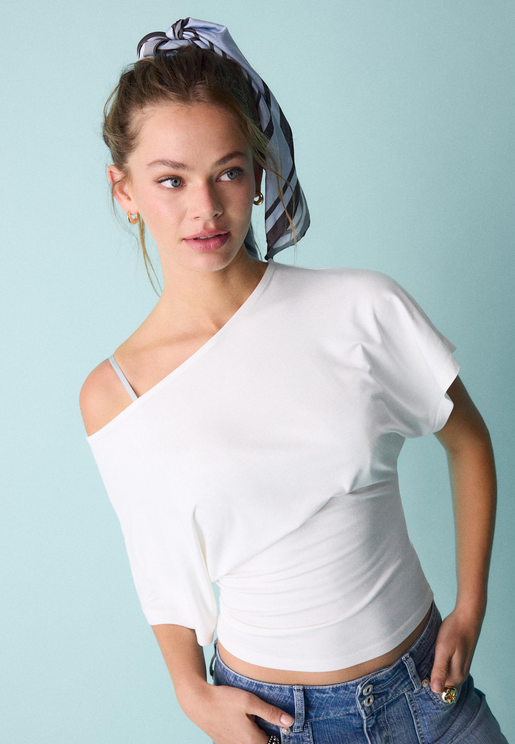 Short sleeve boat neck T-shirt — White