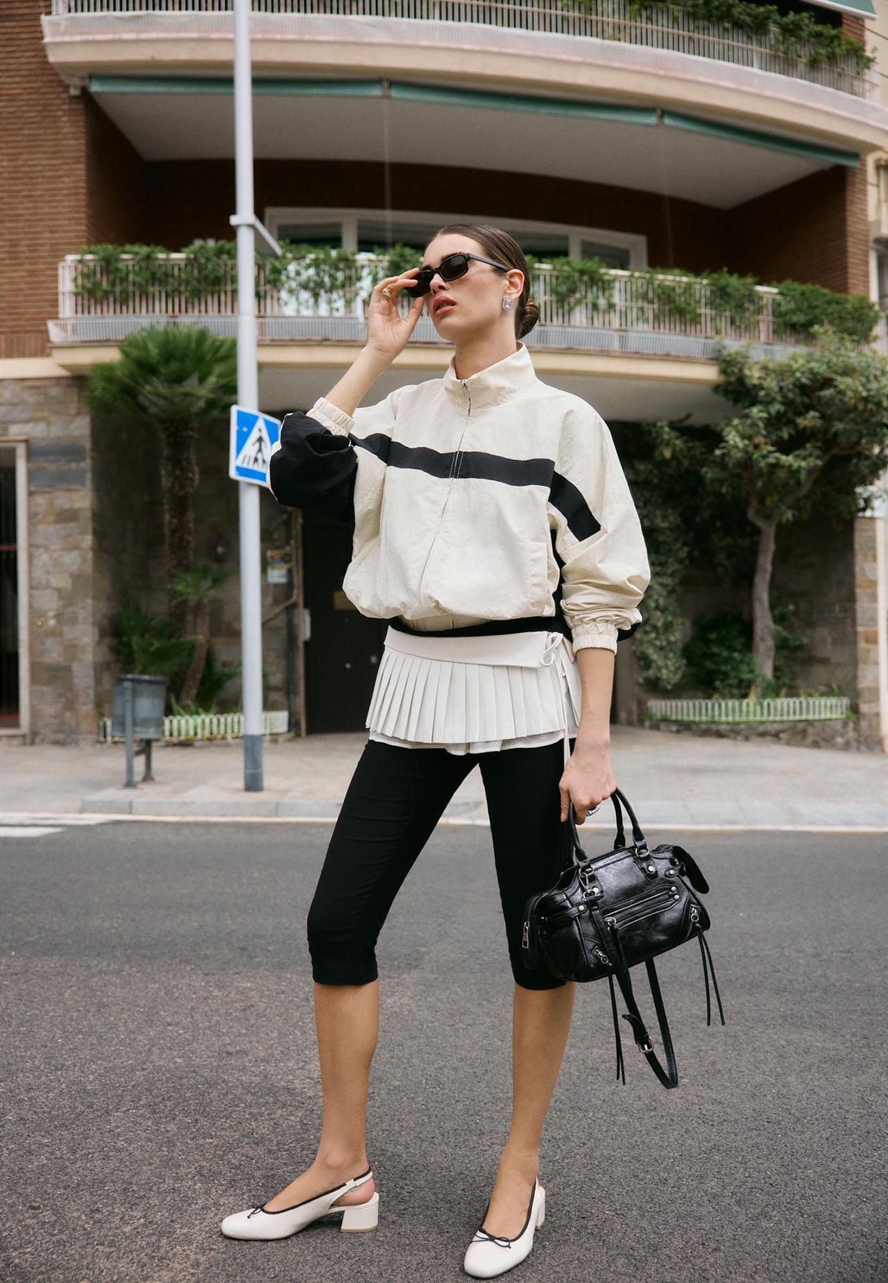 Pleated skirt belt — Ecru
