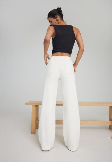 D77 Minimalist trousers with pockets — Vanilla 5