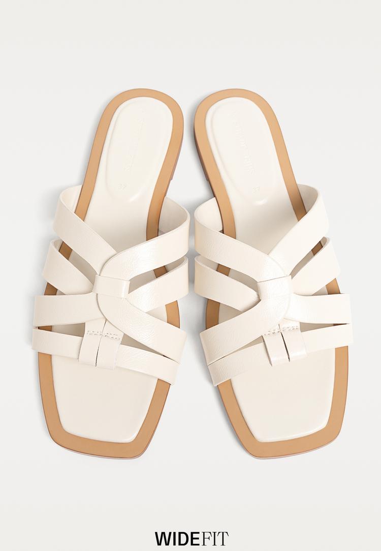 wide-fit-riemchensandalen-flach