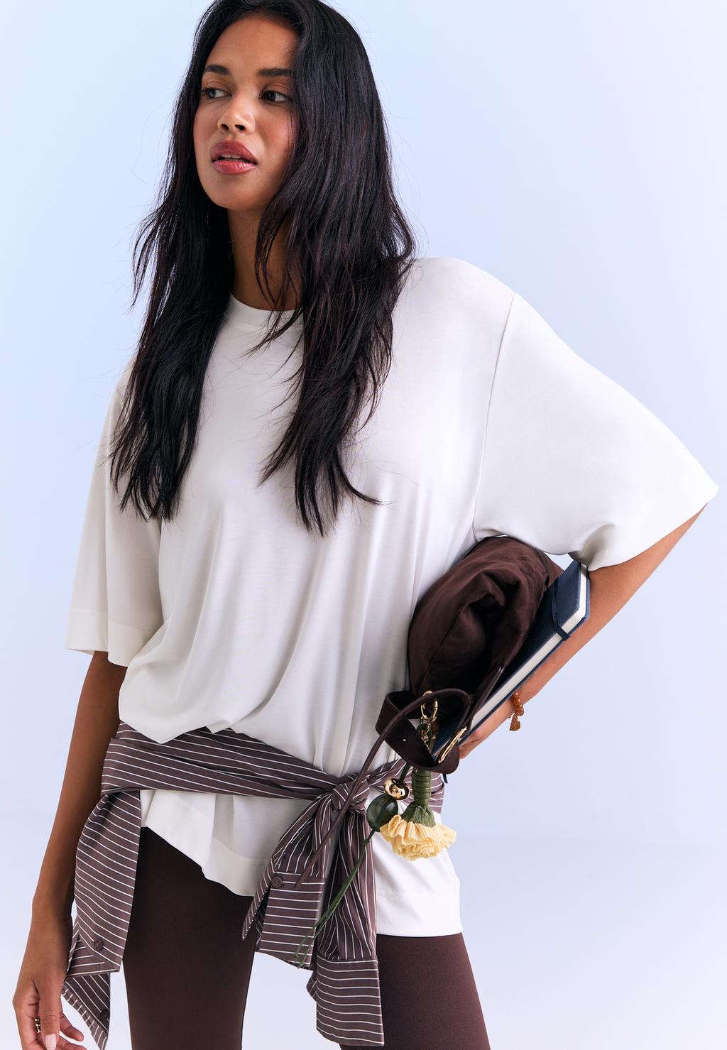Camiseta oversize tacto suave