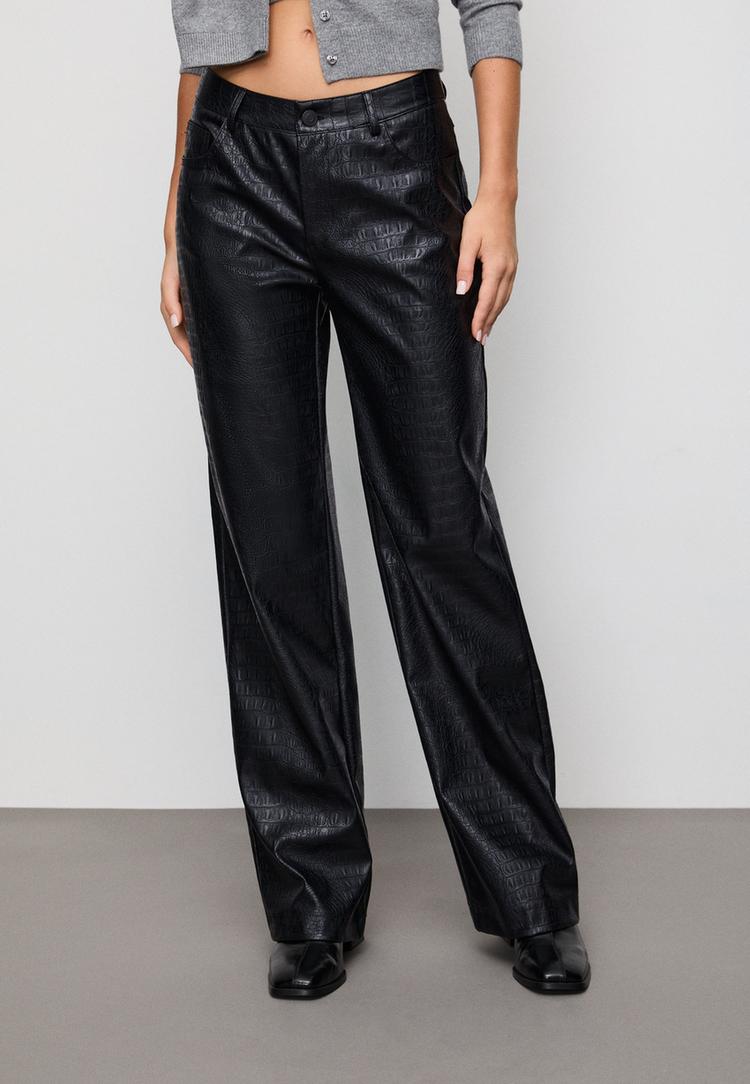 pantalon straight efecto piel textura coco