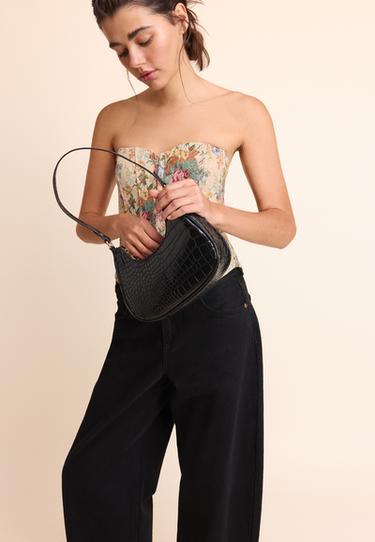 Half-moon shoulder bag — Black 2