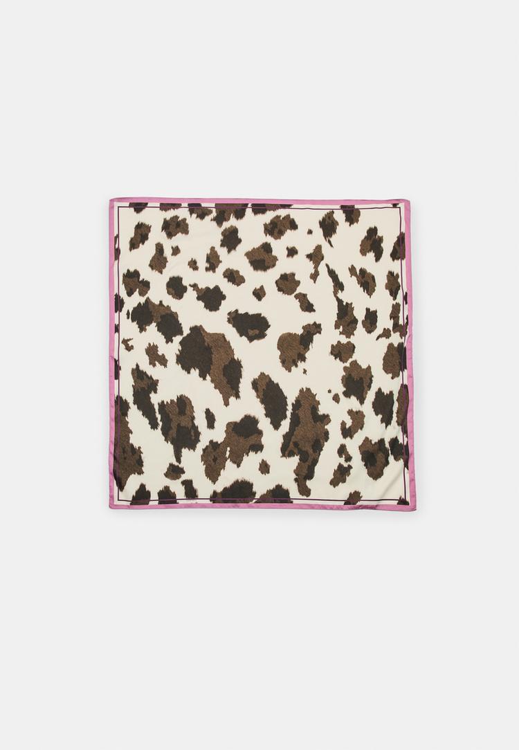 panuelo estampado