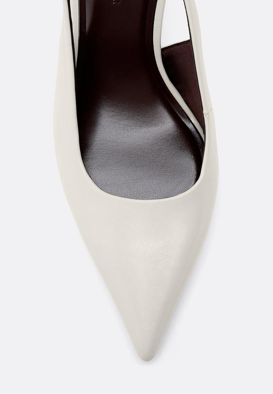 Stradivarius Leather Effect Heeled Shoes Ecru 2