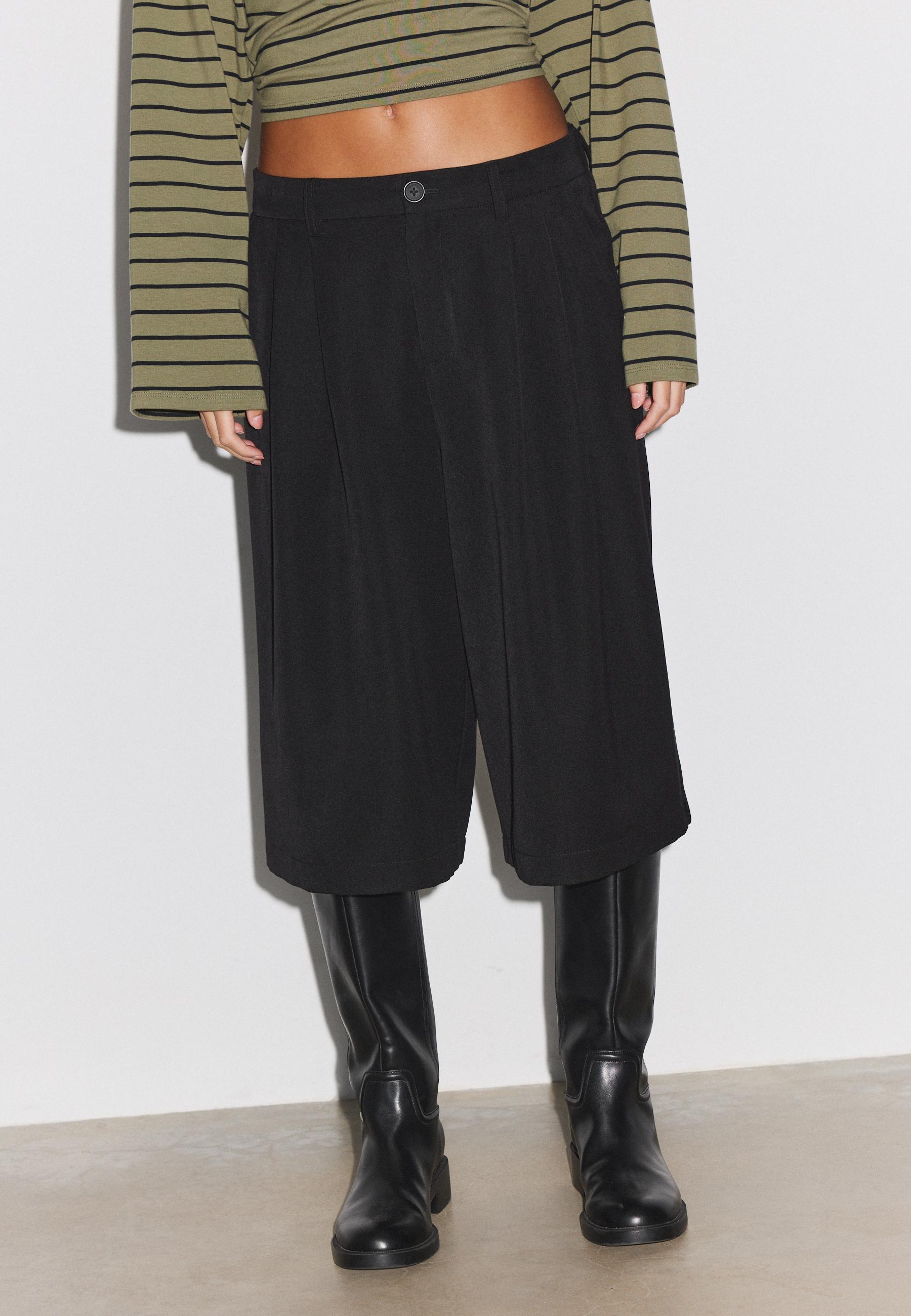 Tailored Bermuda shorts — Black