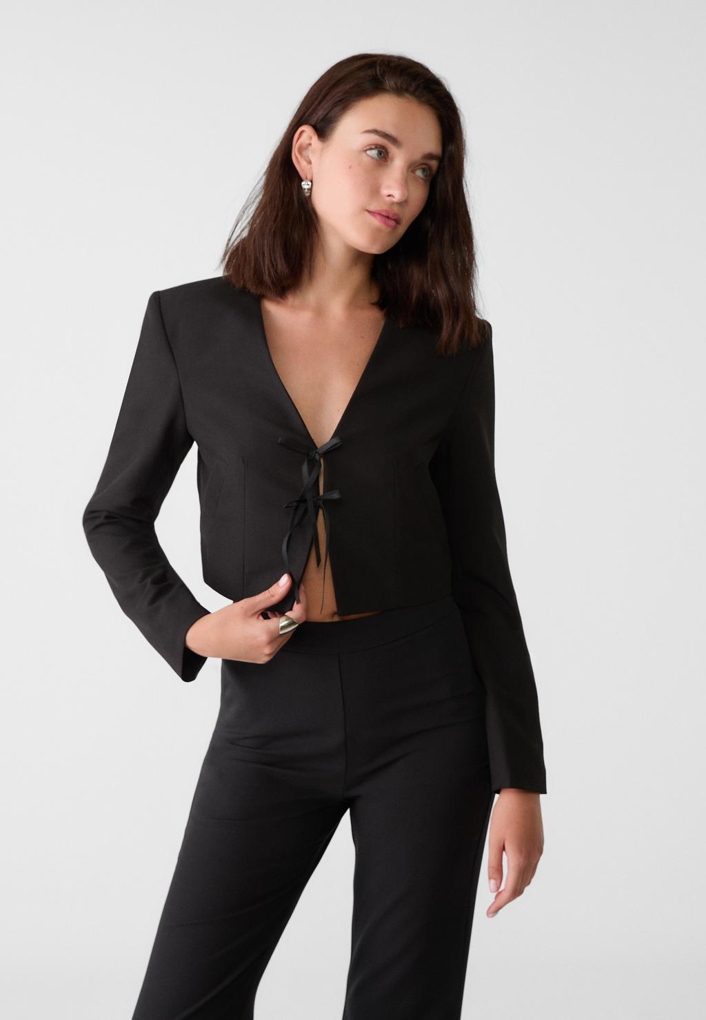 Cropped blazer with bows