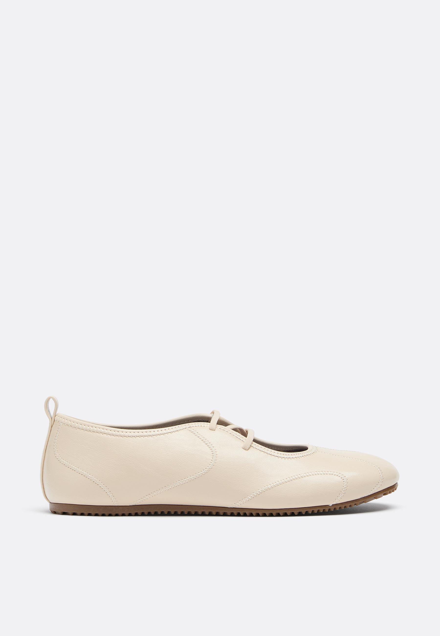 Stradivarius Elastik bantlı sneaker görsel 6