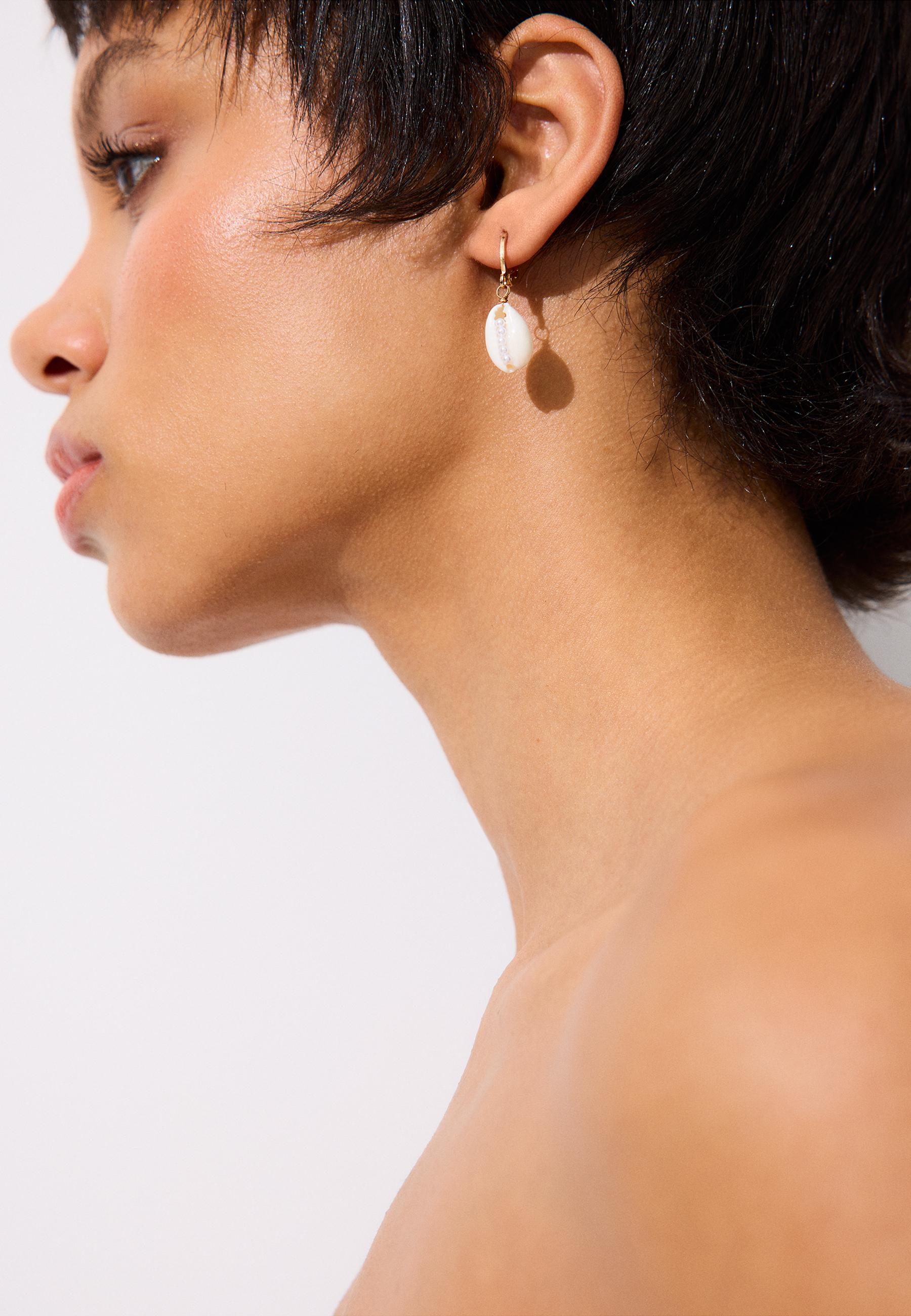 Set of 9 seashell earrings — Gold